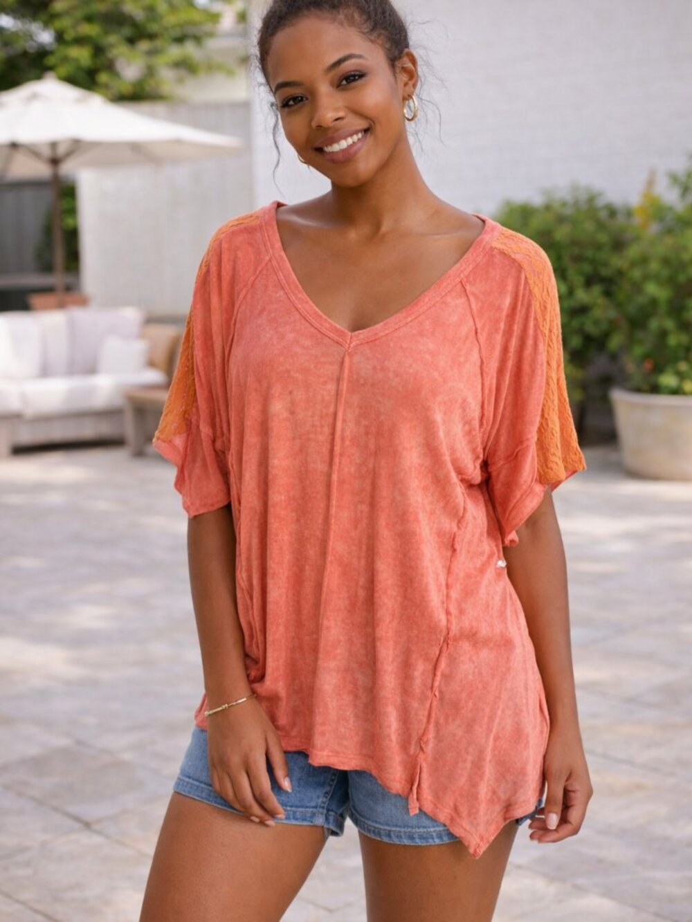 Kori Coral Lace Panel Top Boho V Neck Short Sleeve Flowy Pullover Tunic Sz L
